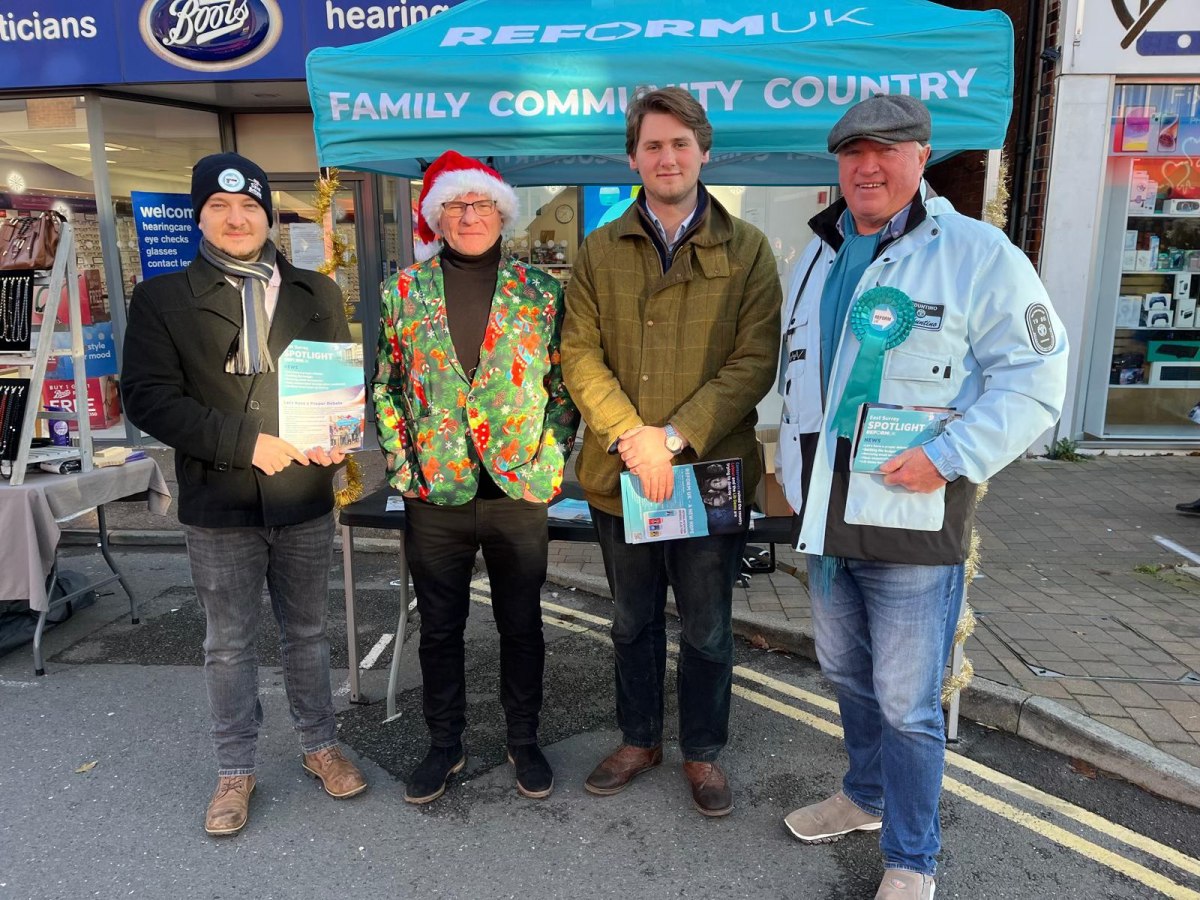 Reform UK Out in Force at Horley Christmas&nbsp;Fair